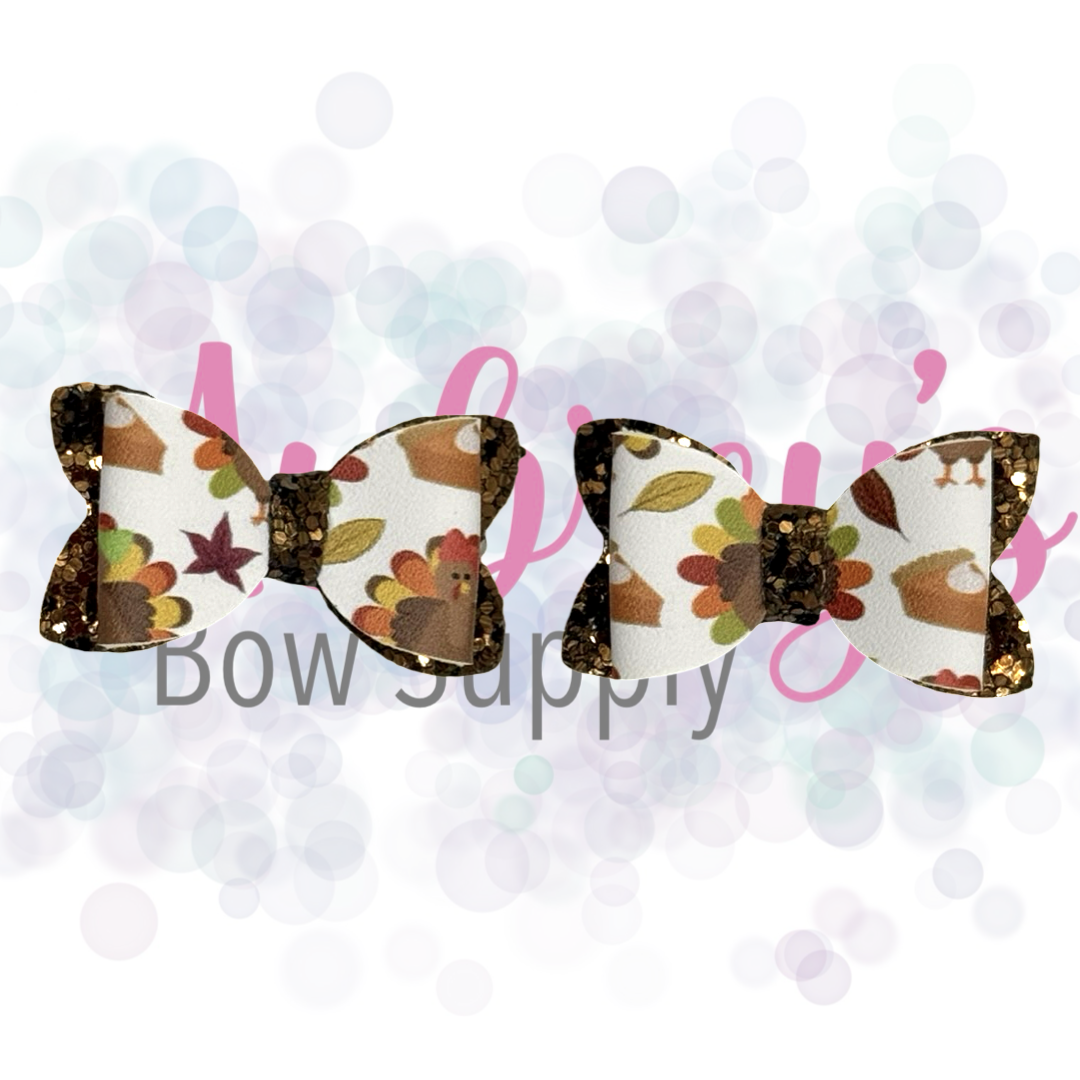 Turkeys, Bows, and Pies! Oh My!
