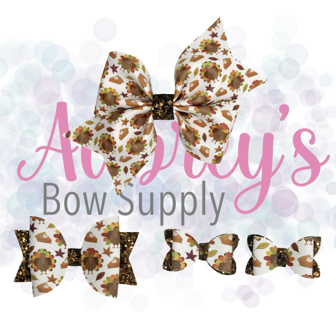 Turkeys, Bows, and Pies! Oh My!