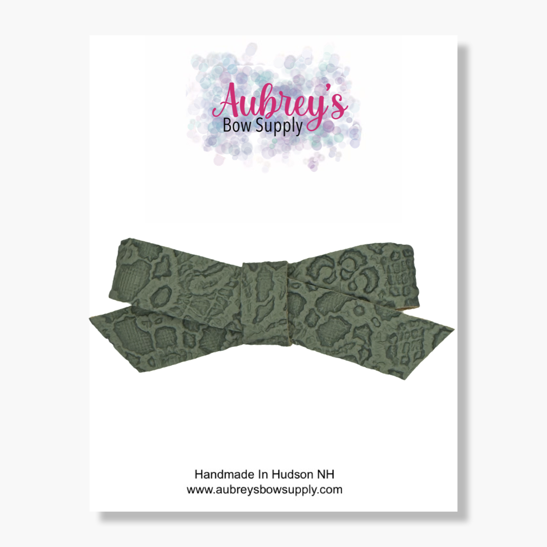 Ana Christmas Green Lace