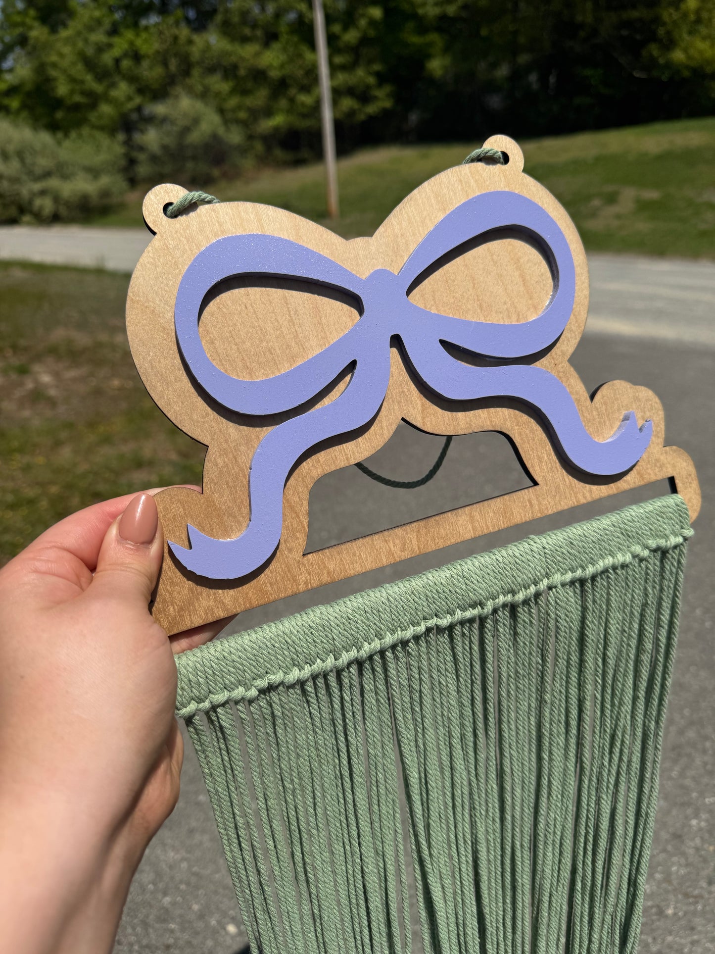 Bow Shaped Bow Holder